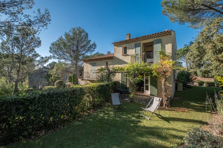 Casa de vacaciones para 4 personas, con jacuzzi además de jardín y terraza - 1