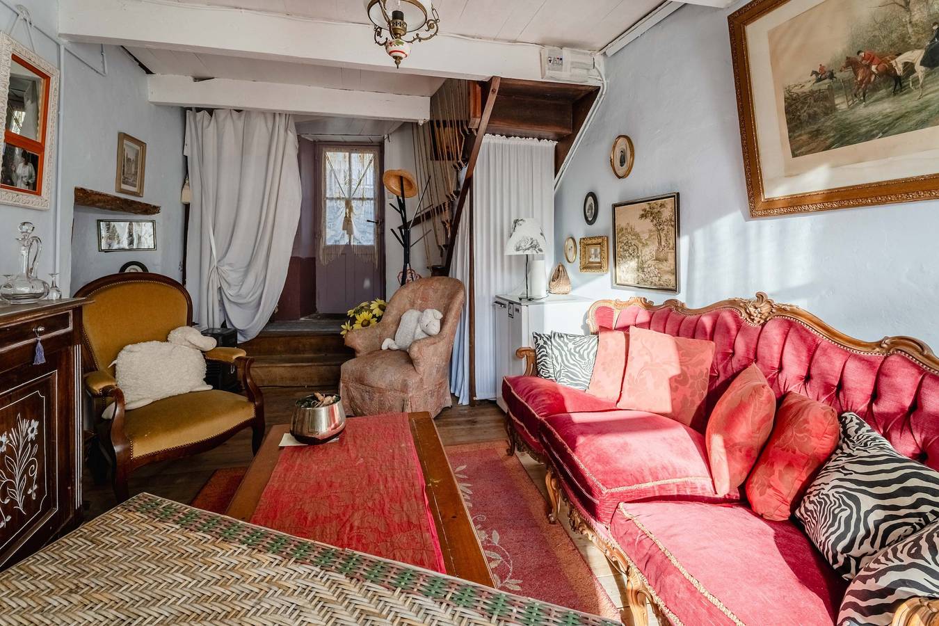 Apartamento entero, Agradable apartamento en La Salvetat Agout con terraza y vistas a la montaña in La Salvetat-sur-Agout, Region de Béziers