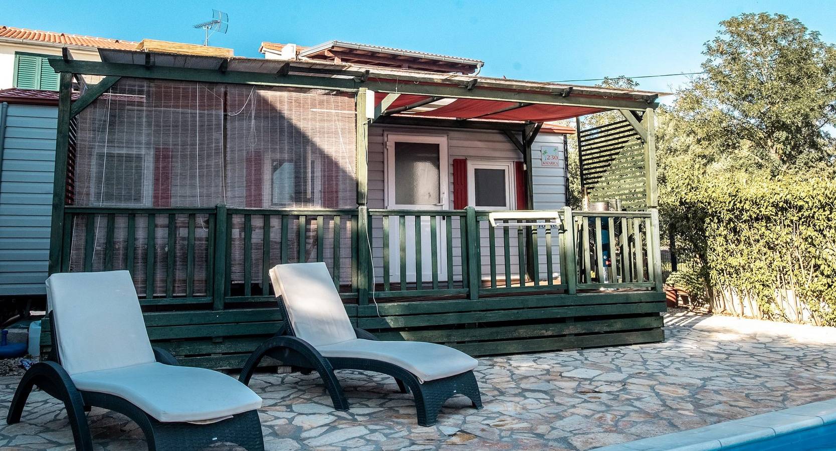 Ganze Wohnung, 2-Zimmer-Ferienwohnung mit Terrasse Pakostane, Biograd A-18980-a in Pakostane, Zadar