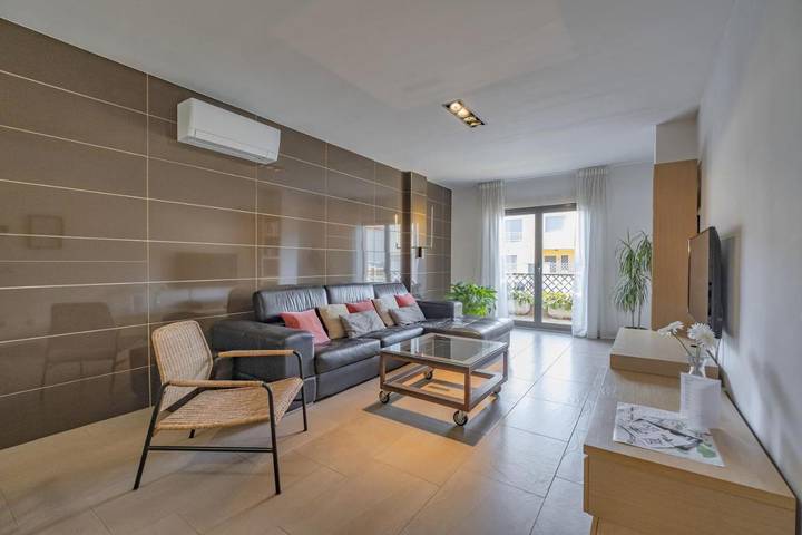 Location de vacances pour 6 personnes, avec vue ainsi que jardin et piscine à Ávila