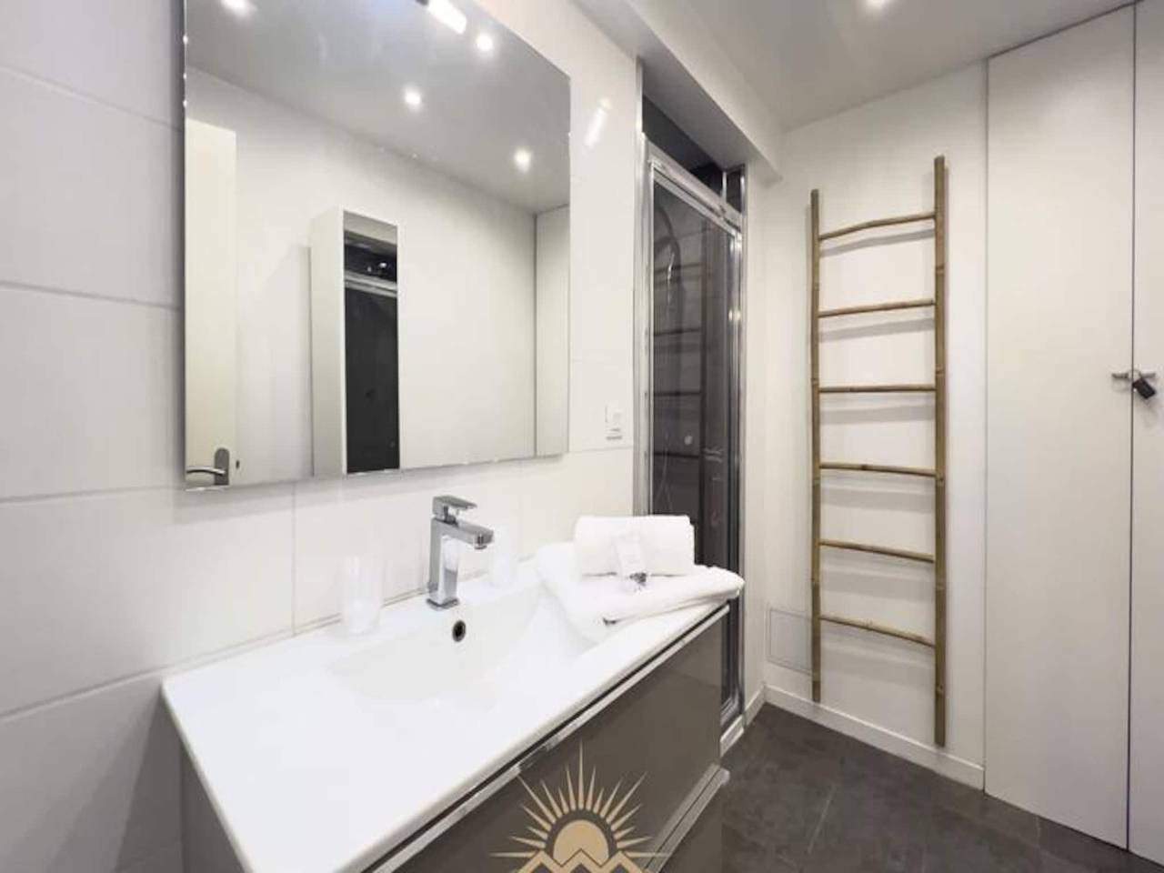 Apartamento entero, Apartamento Le Surcouf para 4 in Le Cannet, Region de Cannes