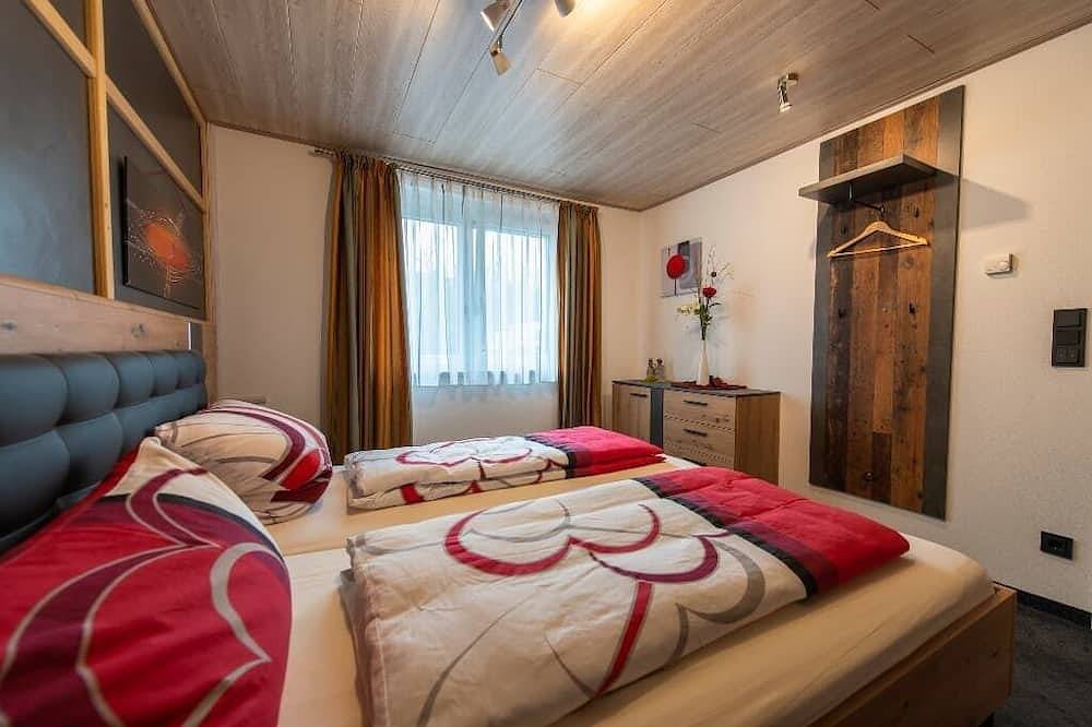 Ganze Wohnung, Moderne Ferienwohnung Zottbach (65 qm) mit Terrasse in Pleystein, Naturpark Nördlicher Oberpfälzer Wald