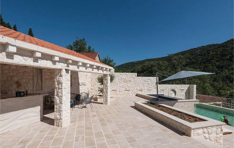 Dom dla 10 osób w Trpanj