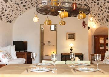 Villa for 3 People in Santorini, Cyclades, Photo 1