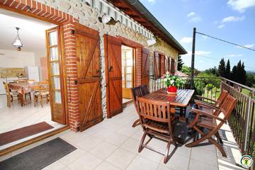 Gîte pour 4 personnes, avec terrasse à Saint-Donat-sur-l'Herbasse
