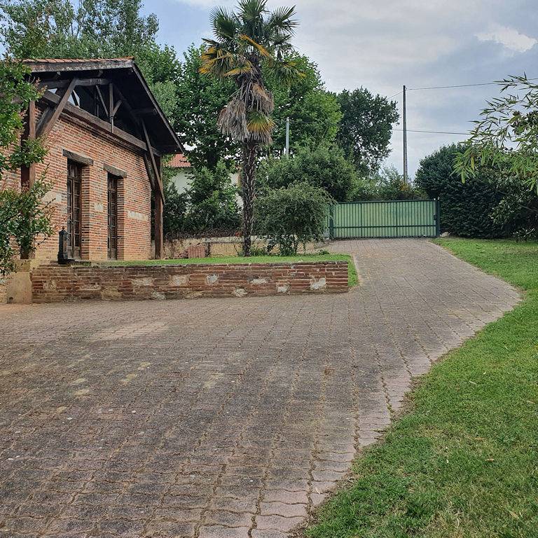 Gite d'Amades in Saint-Loube, Gers