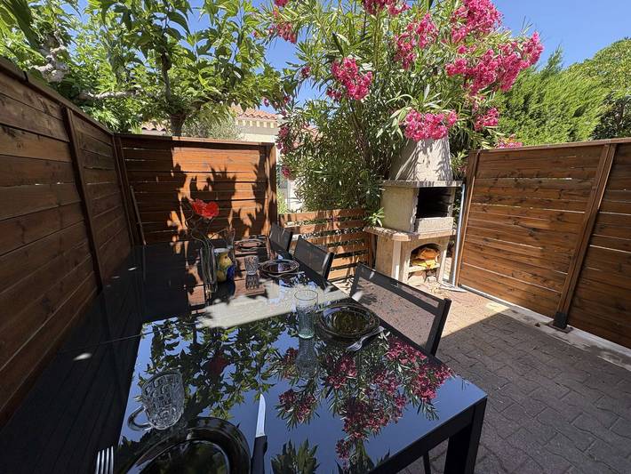 Location de vacances pour 4 personnes, avec terrasse, animaux acceptés dans Plages des Cabanes de Fleury