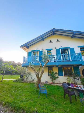 Cottage pour 2 personnes, avec jardin et vue, animaux acceptés à Mutriku