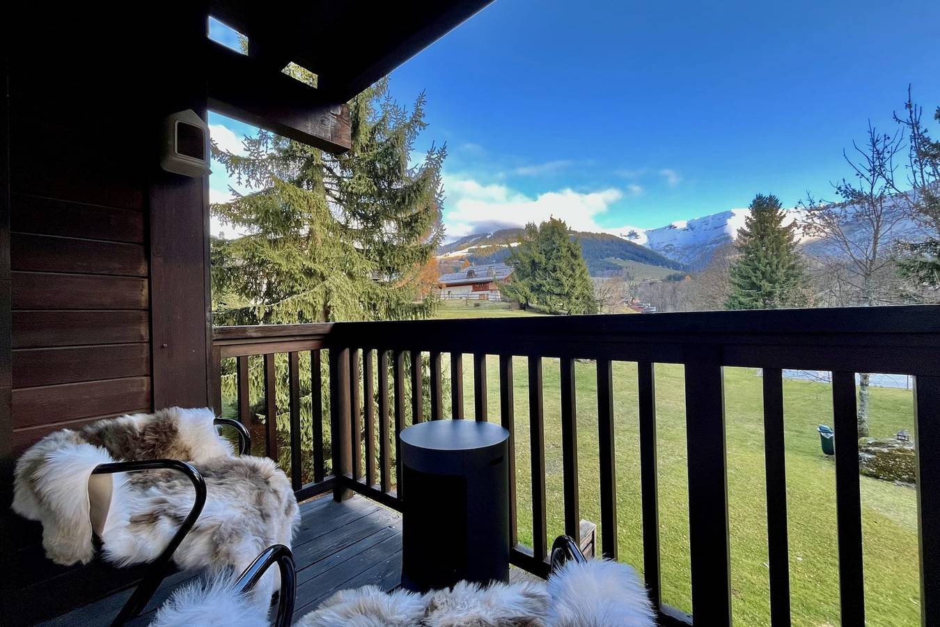 Studio entier, Appartement lumineux avec balcon et piscine in Megève, Pays du Mont-Blanc
