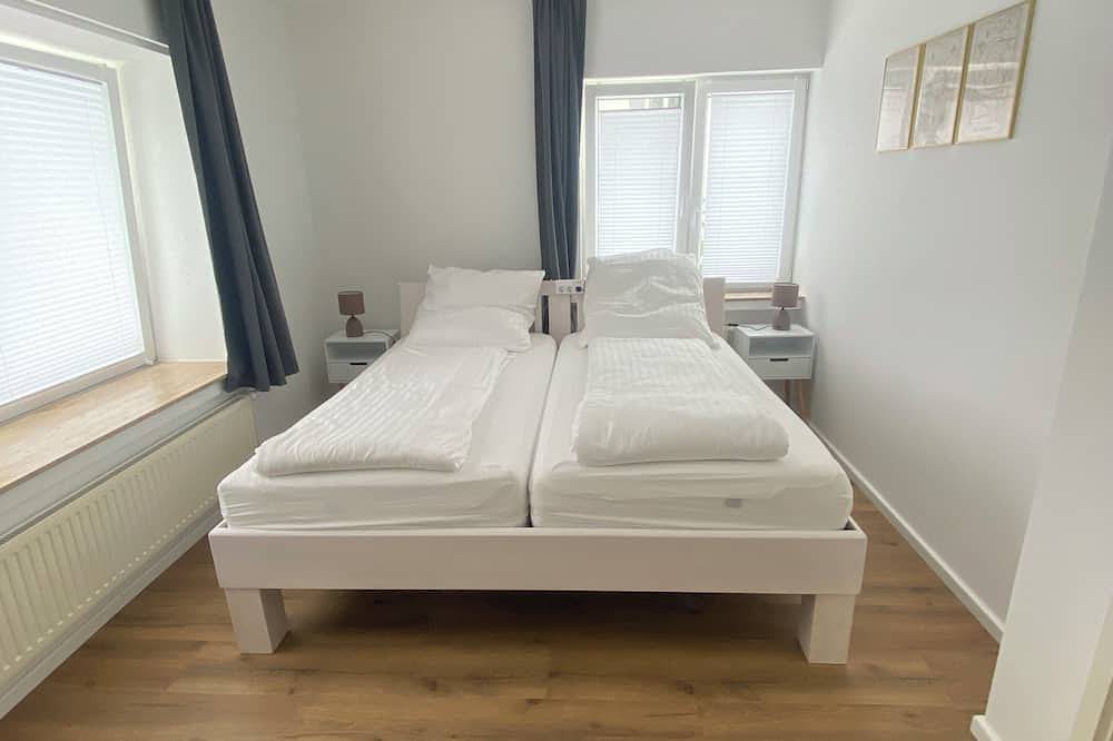 Familienfreundlich mit Garten & Privaten Parkplatz Monteure & Gruppen geeignet in Oldenburg, Niedersachsen