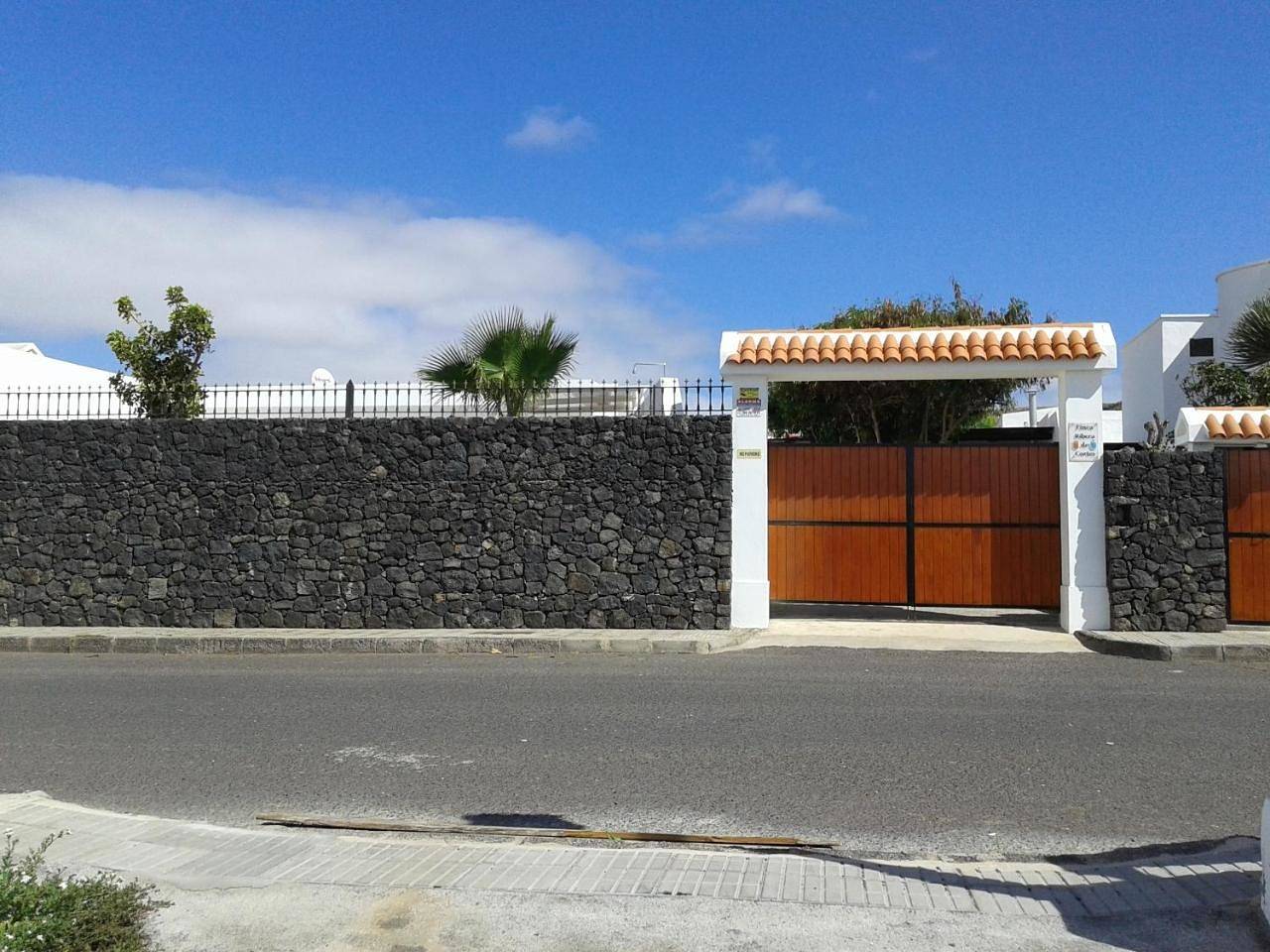 Three-Bedroom Villa in Nazaret, Teguise