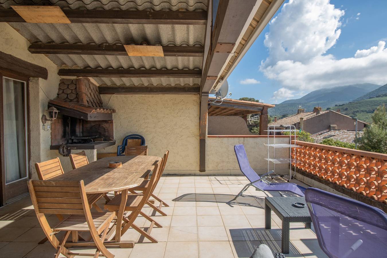 Appartement entier, Appartement "Figuera T4 Grande Terrasse Vue Mer" avec Wi-Fi et climatisation in Appietto, Région d'Ajaccio