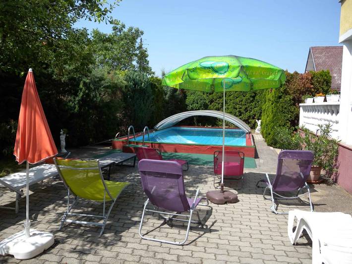 Casa de vacaciones con piscina, aire acondicionado, lavadora y vista panorámica in Badacsonytomaj, Balaton Region
