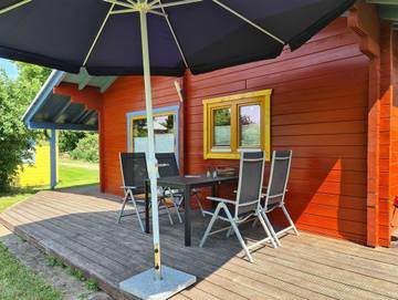 Ferienwohnung für 5 Personen, mit Terrasse und Sauna, kinderfreundlich in Kröpelin