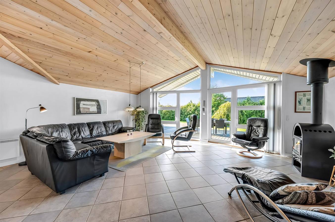 Stunning home in Tarm w/ 3 Bedrooms, Sauna and Wifi in Skaven Strand, Ringkøbing fjord