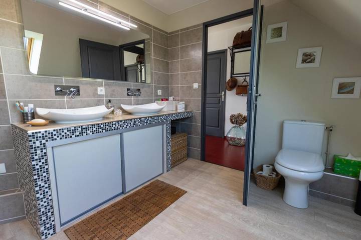 Location de vacances pour 3 personnes, avec terrasse et jardin à La Lande-Saint-Léger - 4