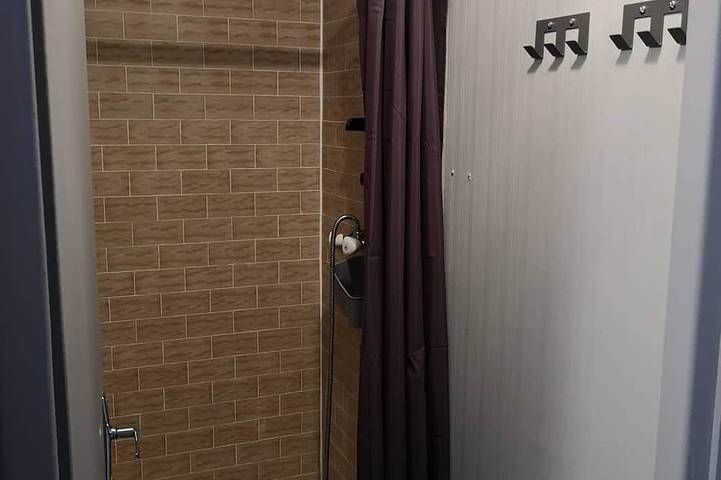 Appartement entier, Appartement de 58 m2 chaleureux aux pieds des pistes avec vue dégagée plein sud in Vars, Région de Briançon