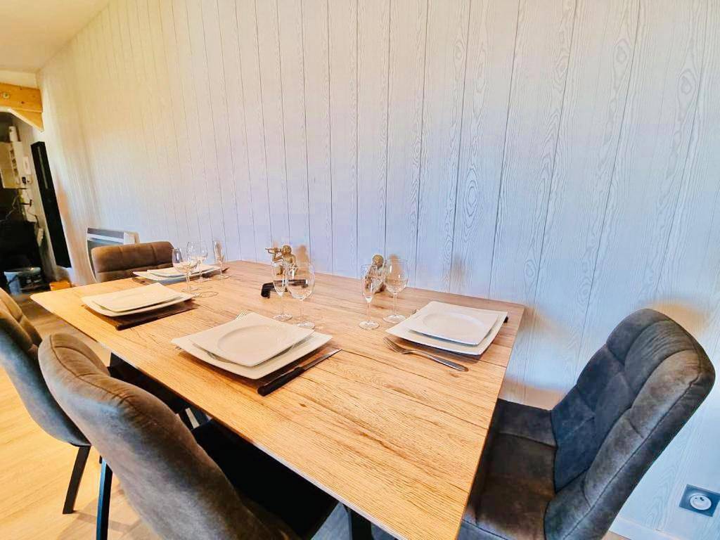 Appartement entier, Rue de Reims super T3 tout équipé et parking privé in Bétheny, Marne