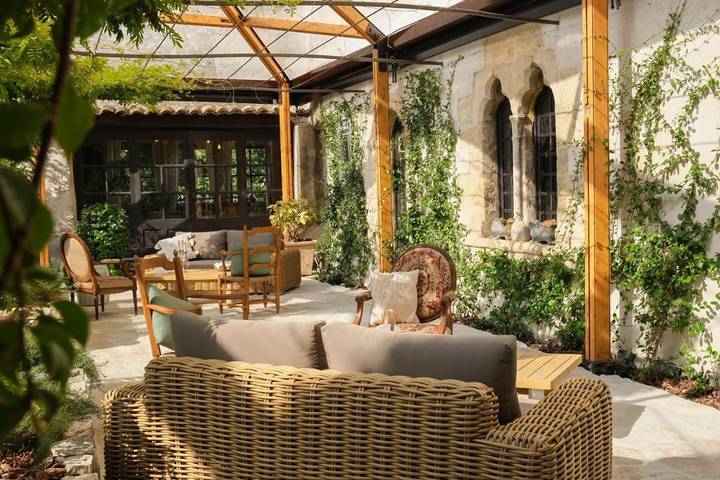 Hôtel pour 2 personnes, avec piscine et jardin, animaux acceptés