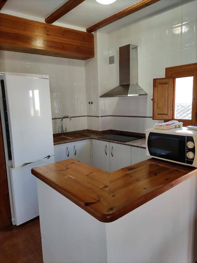 Casa rural para 3 personas, con vistas y jardín en Los Serranos - 4