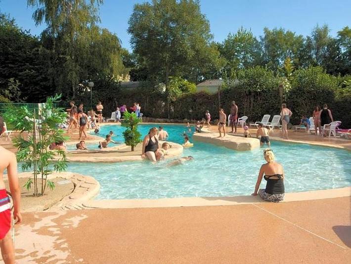 Mobil home pour 6 personnes, avec bassin pour enfant - 1