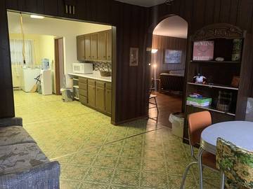 Log Cabin for 7 Guests in North Dakota, USA, Picture 3