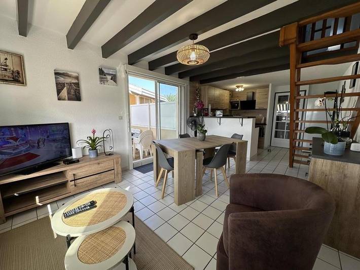 Gîte pour 4 personnes, avec Terrasse et Jardin