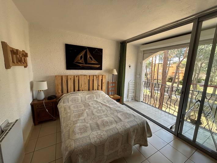 Gîte pour 6 personnes, avec balcon dans Plage des Pins - 2
