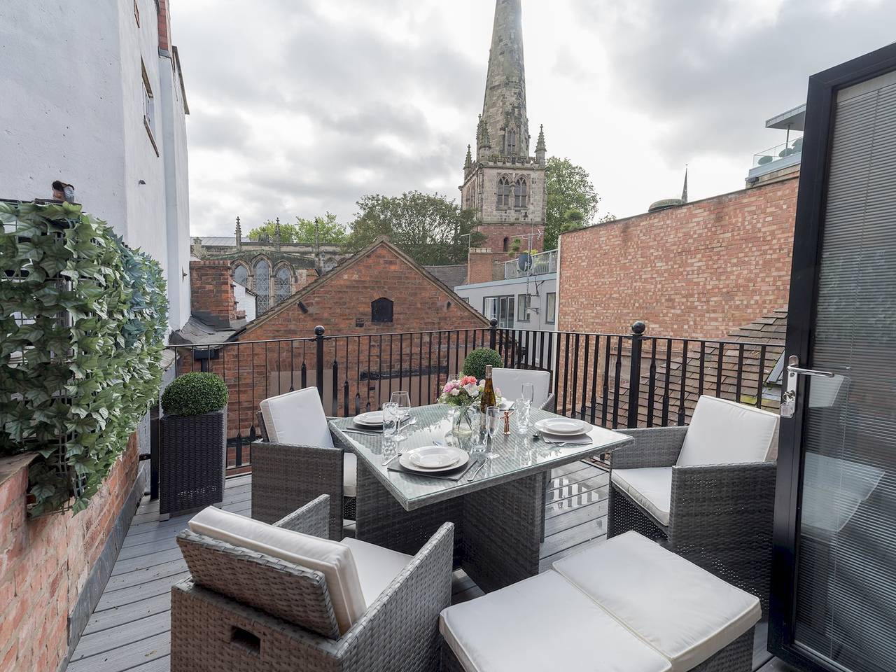 Entire apartment, 1 bed 40D Dahlia Contemporary town centre apartment - Pass the Keys in Shrewsbury, Shropshire
