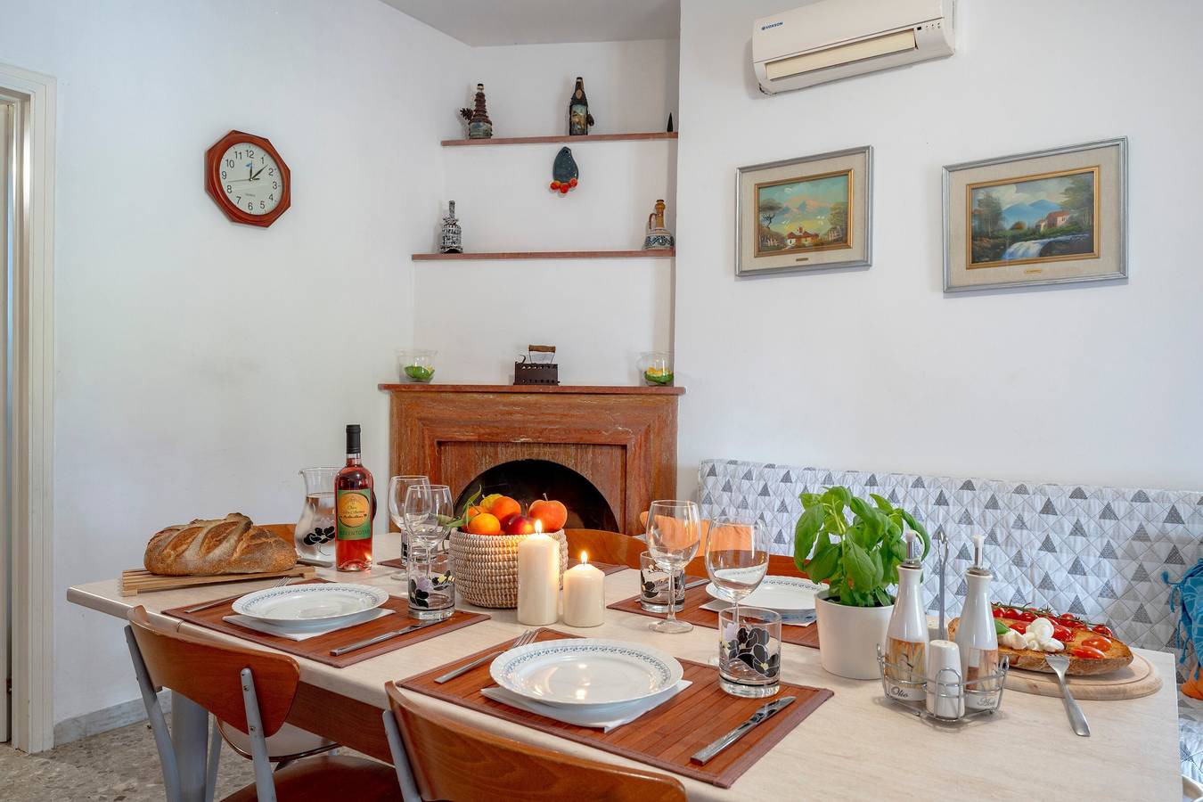 Appartement entier, Appartement 'Oasi Villa Anthea' avec piscine partagée, Wi-Fi et climatisation in Monopoli, Province de Bari