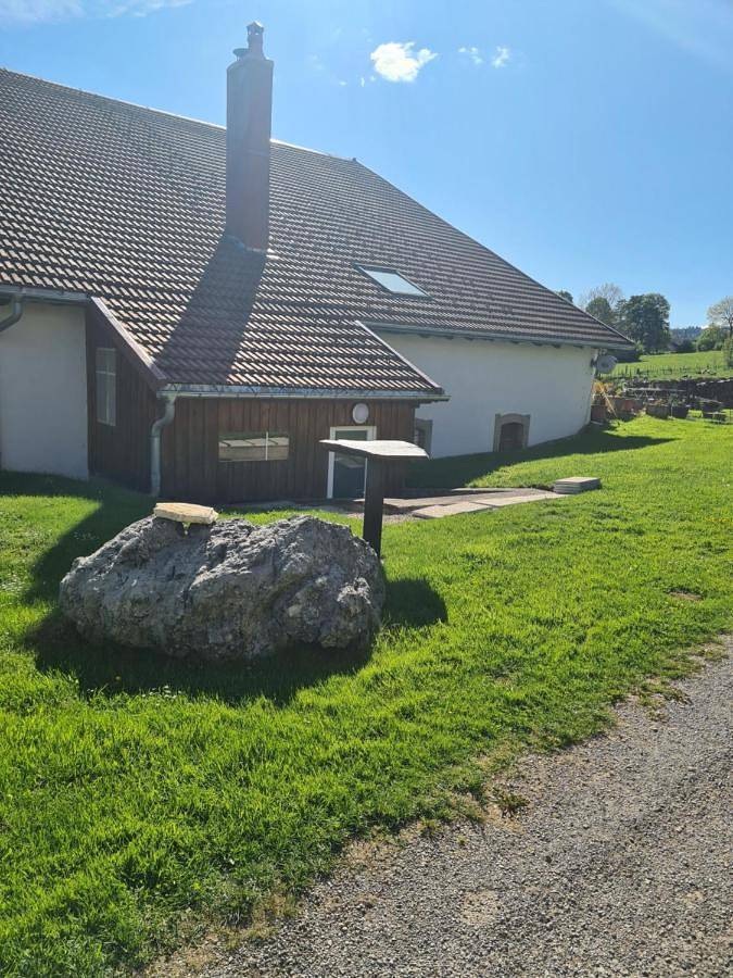Appartement entier, Two-Bedroom Apartment in Morteau, Jura Francais