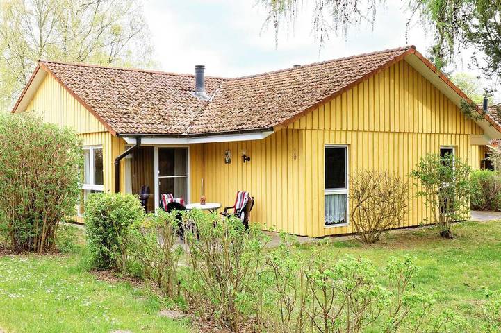 Ferienpark für 4 Personen, mit Terrasse und Garten in Mirow