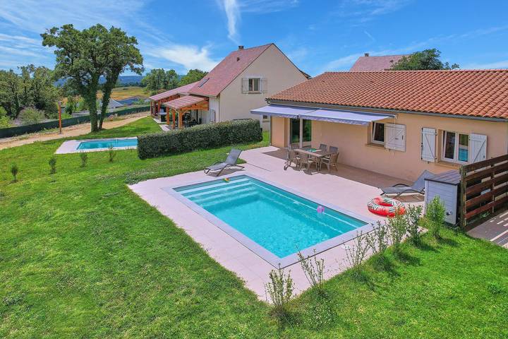 Villa pour 6 personnes, avec piscine dans le Lot