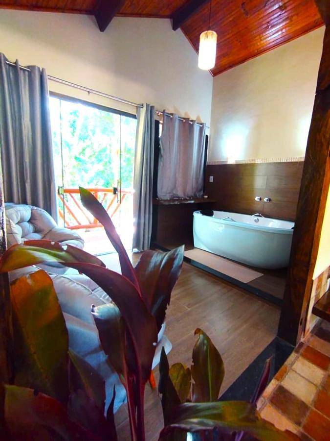 Pousadas para 2 pessoas, com vista e jardim em São Tomé das Letras