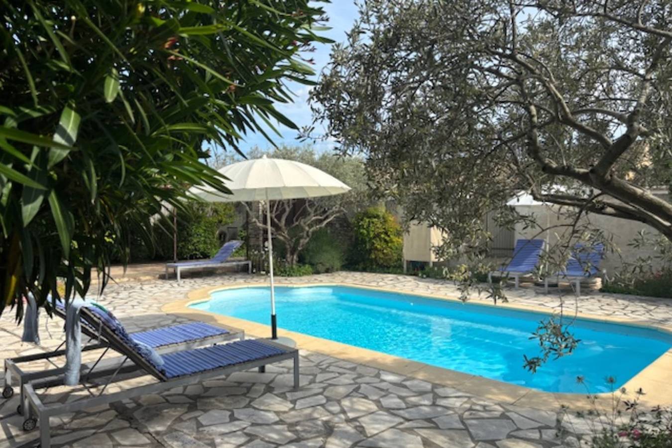 Ferienhaus für 6 Personen mit Pool in L'Isle-sur-la-Sorgue, Vaucluse