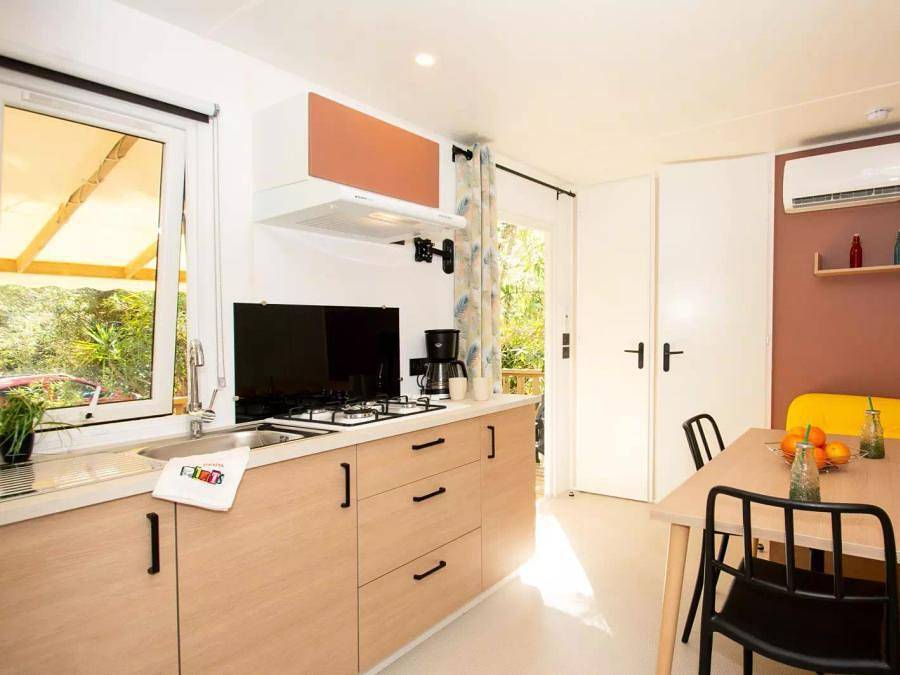 Camping  Les Pêcheurs - Mobilhome 4 personas - 3 Habitaciones 4 Personas Aire Acondicionado in Fayenza, Region de Draguignan