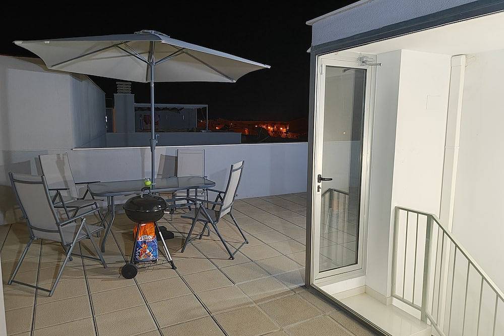 Ganze Wohnung, Penthouse im Herzen des Ebrodeltas mit Flussblick direkt an der Uferpromenade. in Terres de l'Ebre, Delta de l'Ebre