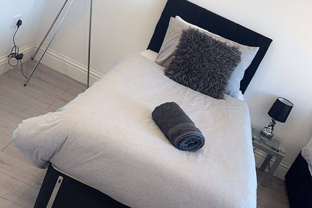 Ganze Wohnung, Free parking Sleek Oasis, 2 Bed, Croydon, Sleeps 6 in Sutton (London), London