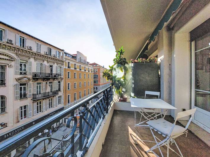 Gîte pour 3 personnes, avec terrasse dans Place Massena - 4