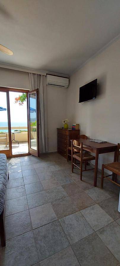 Gîte pour 2 personnes, avec jardin et vue dans Falasarna - 4