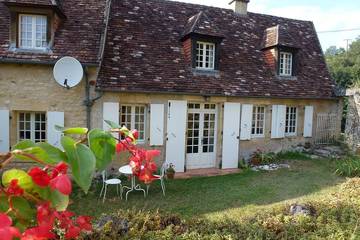 Gîte pour 6 personnes, avec terrasse et jardin à Les Eyzies-de-Tayac-Sireuil