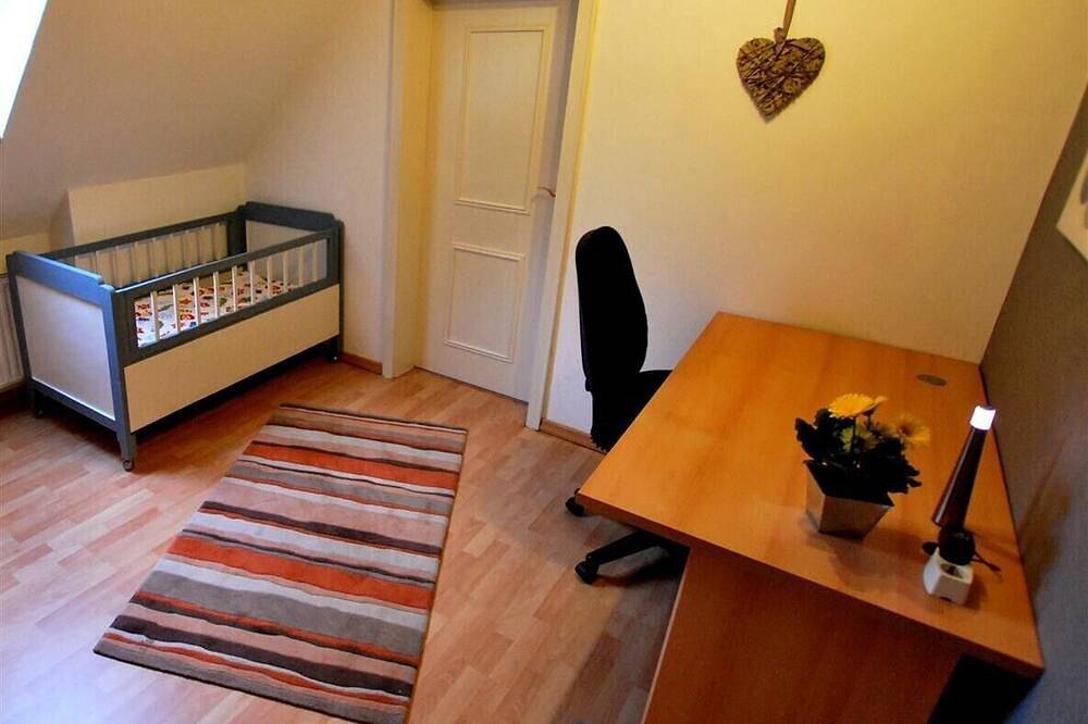 Ganze Wohnung, Neue und familienfreundliche Ferienwohnung im Spargeldorf Geldern-Walbeck. in Geldern, Niederrhein
