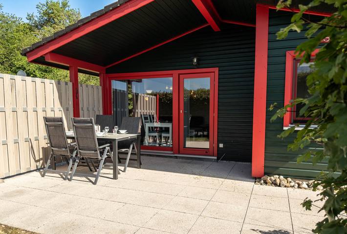 Ferienhaus für 4 Personen, mit Terrasse und Garten
