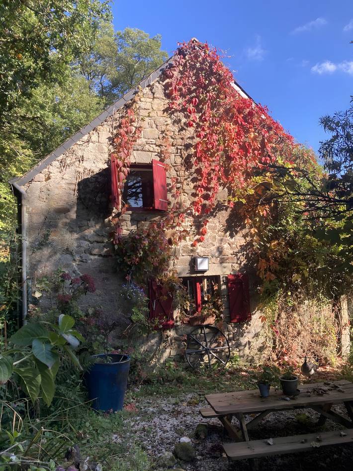 Location de vacances pour 6 personnes, avec jardin, adapté aux familles à Bieuzy
