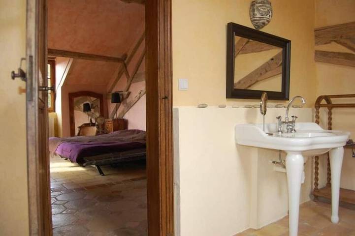 Family house in Saint-Germain-des-Champs, Naturpark Morvan