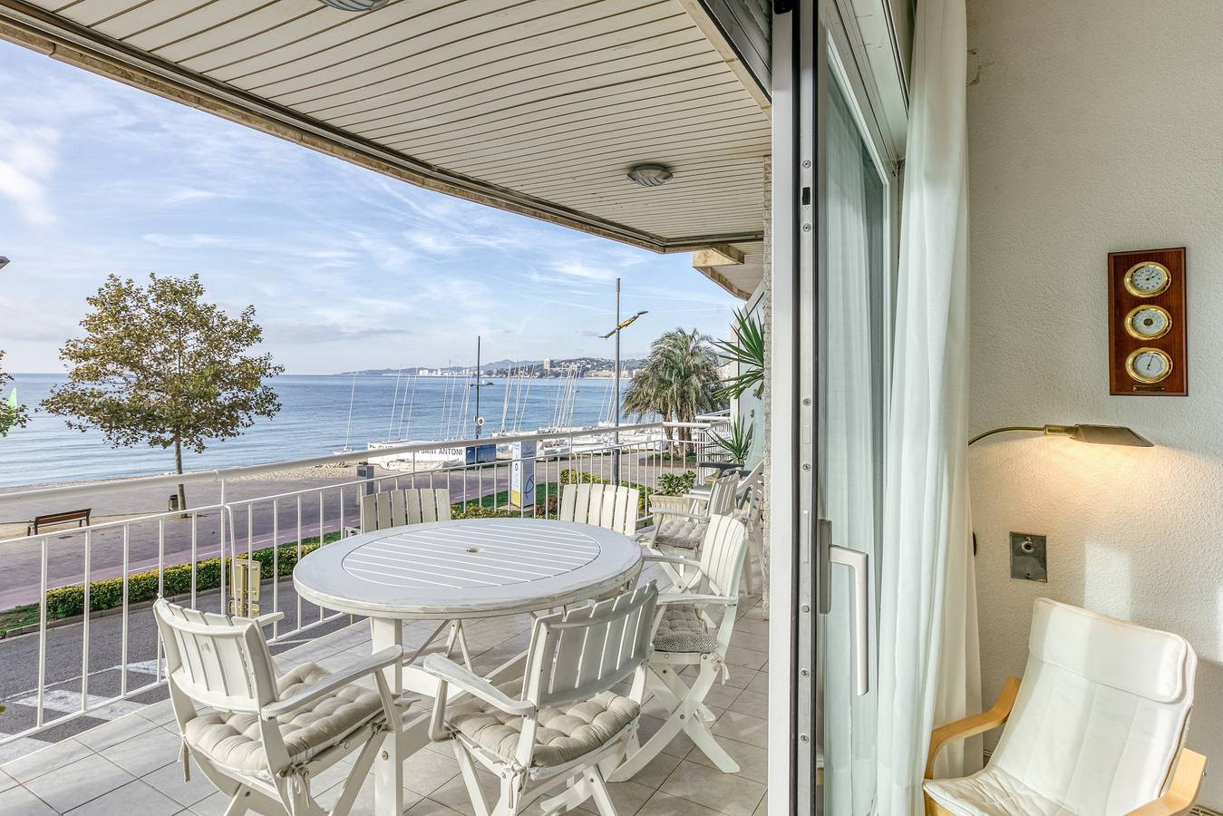 Ganze Wohnung, Ferienwohnung "Carrer Del Mar" mit Meerblick, privater Terrasse und Wlan in Palamós, Costa Brava