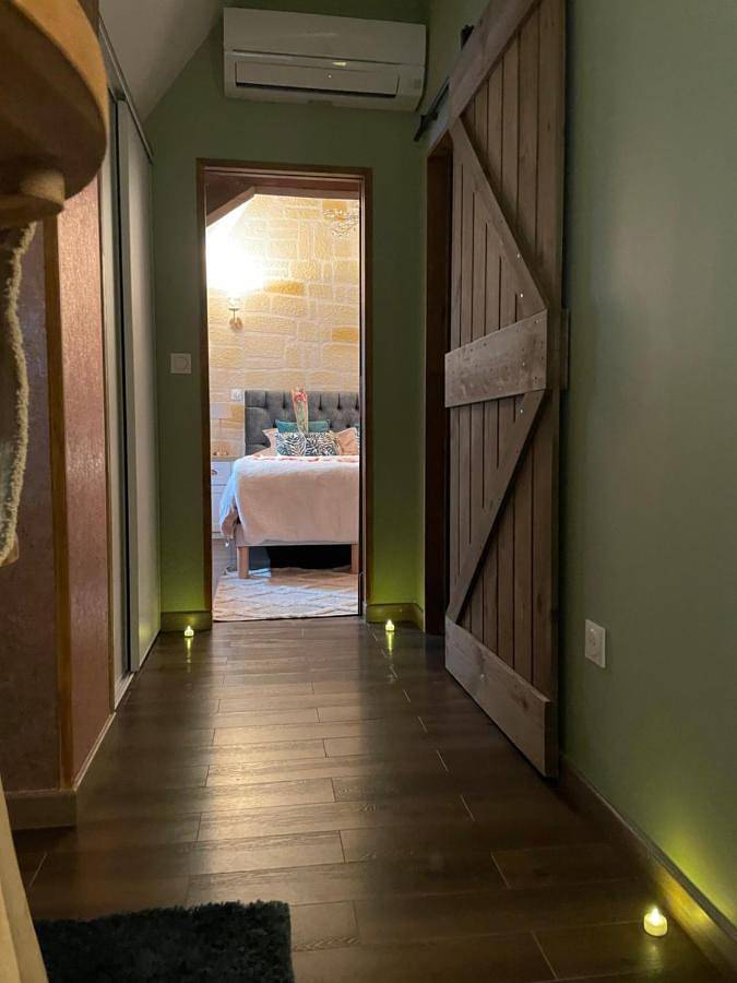 Grande chambre confortable in Saint-Amand-les-Eaux, Région de Valenciennes