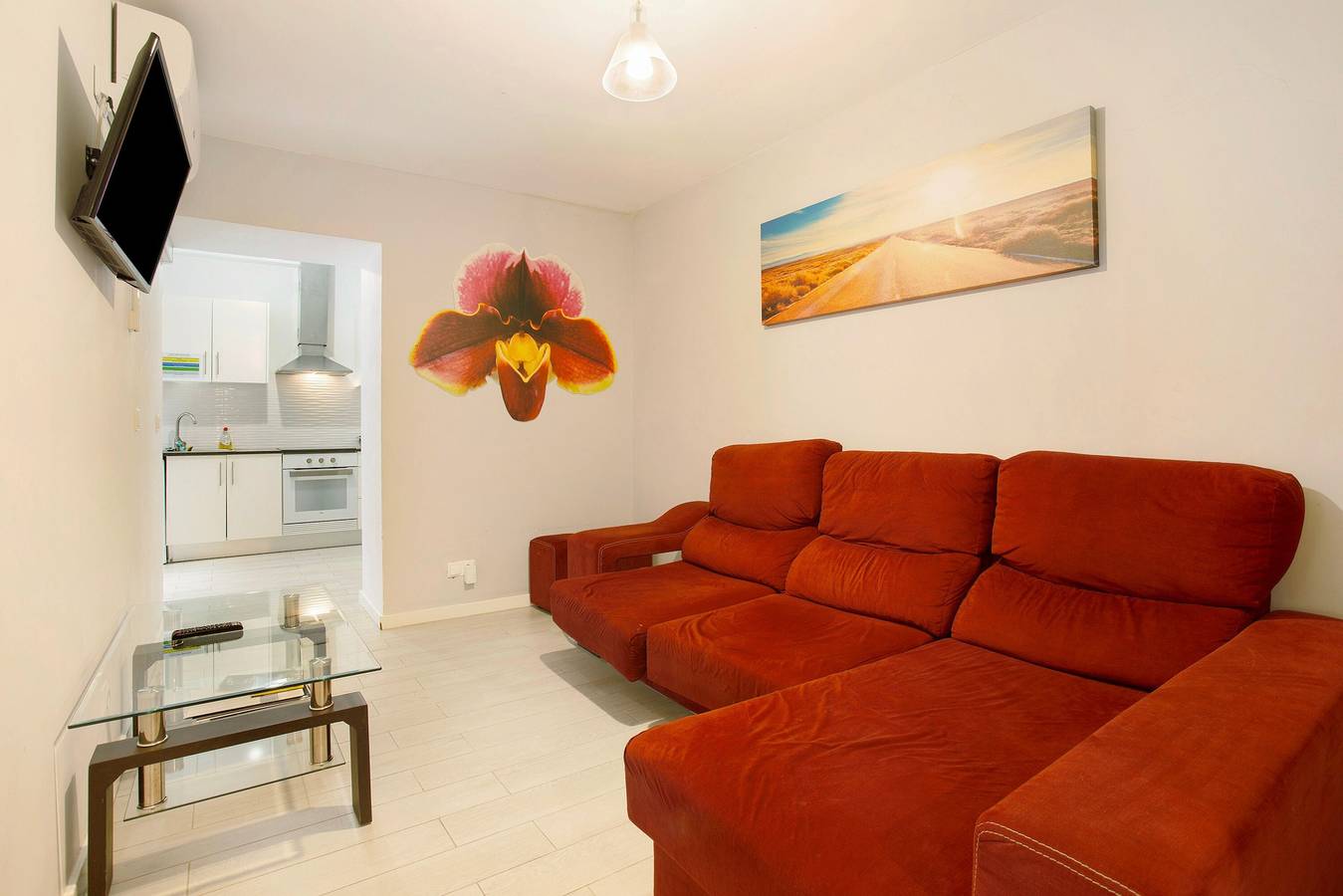 Appartamento intero, Appartamento 'Holiday Home Funchal Center T2' con terrazza privata, Wi-Fi e aria condizionata in Funchal (Sé), Madeira