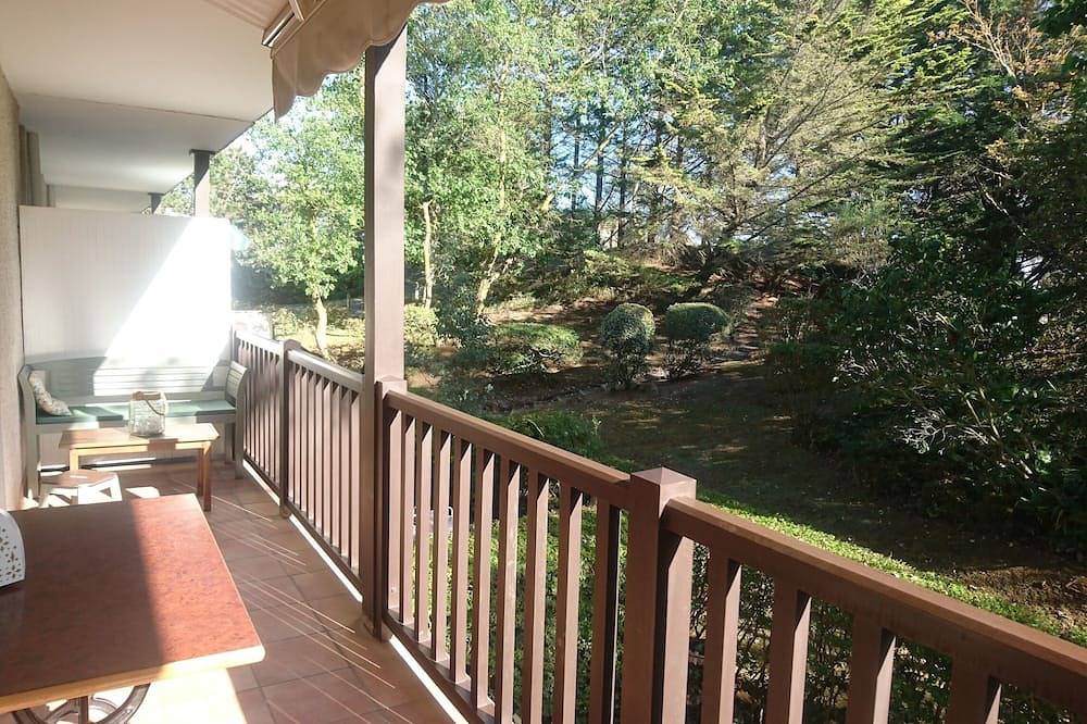 Entire apartment, Apartment rental for 4 people in Ouistreham (100m from the sea) in Ouistreham, Caen region