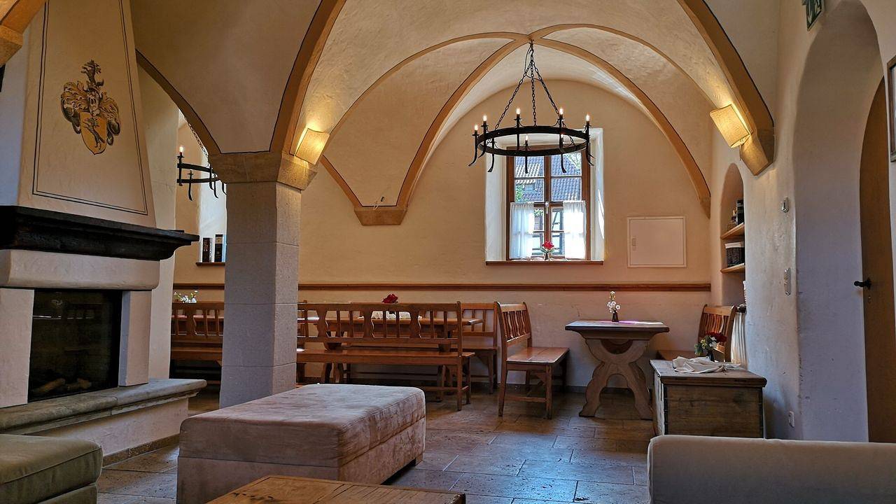 Doppelzimmer für 2 Personen (15 m²) in Oppurg in Oppurg, Saaleland